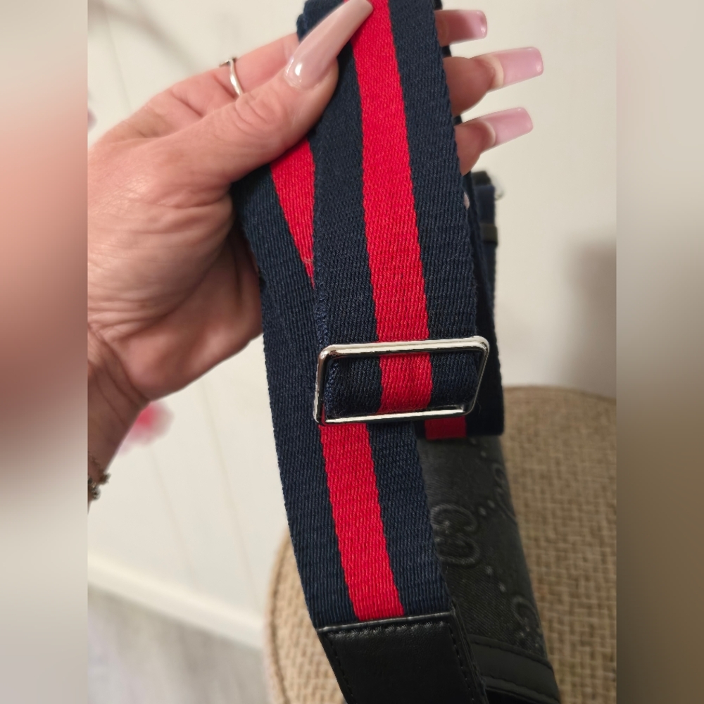 New Black Messanger Bag - Picture 10 of 10